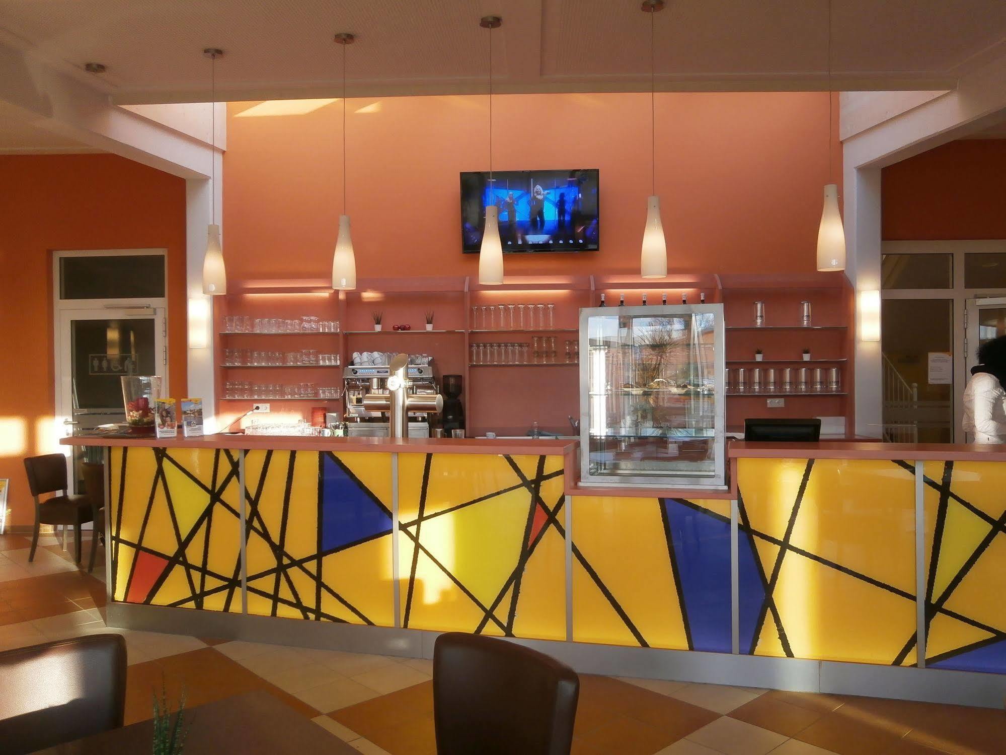 Jufa Hotel Im Brueckenkopfpark - Juelich ภายนอก รูปภาพ